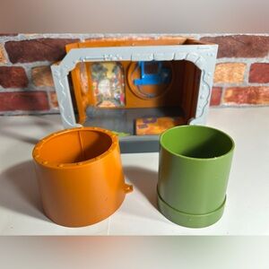 A Teenage Mutant Ninja Turtles Sewer Lair Playset 1989 - Incomplete